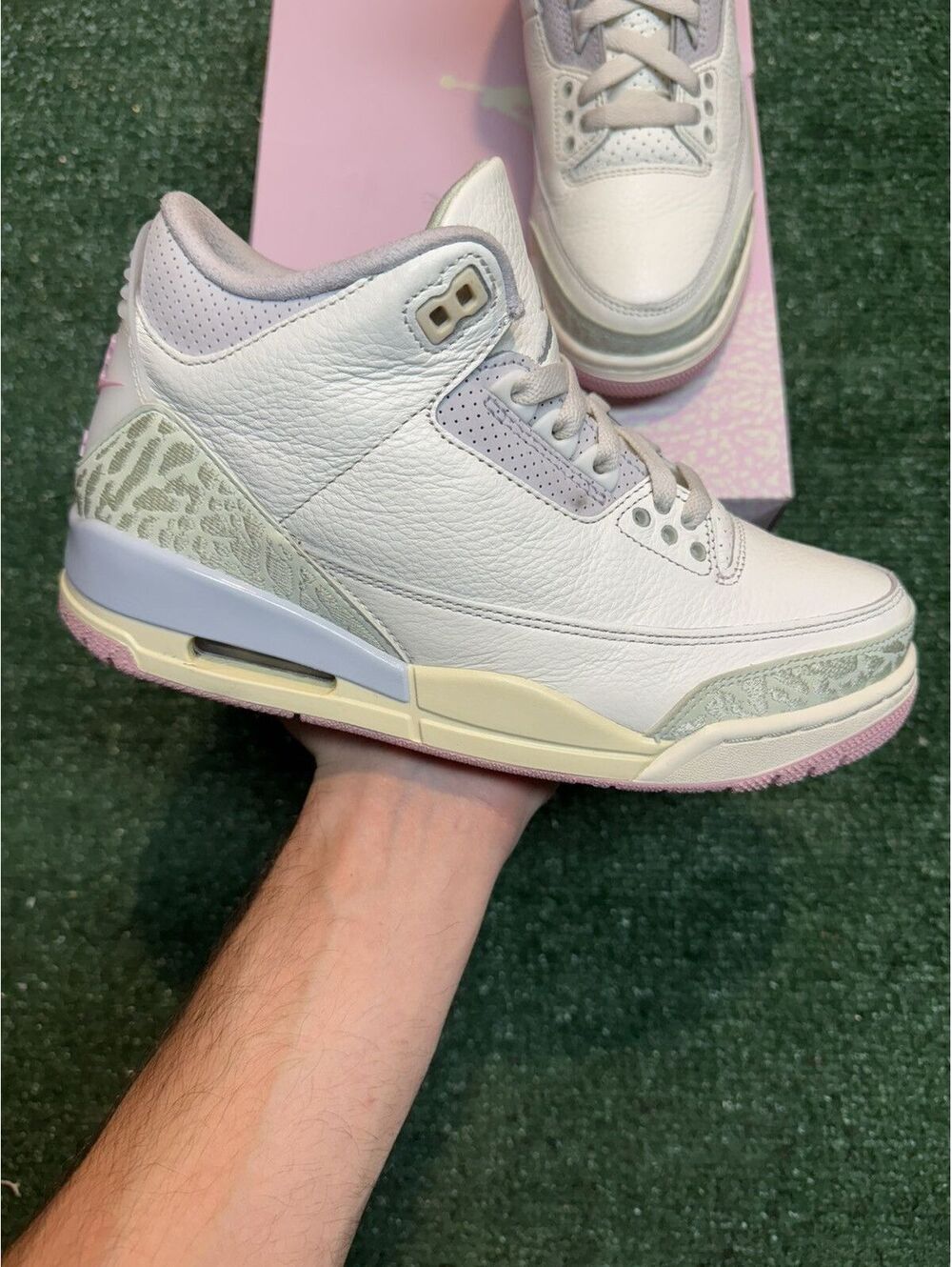 Jordan Retro 3 Spring in the Air Size 7.5M/9W